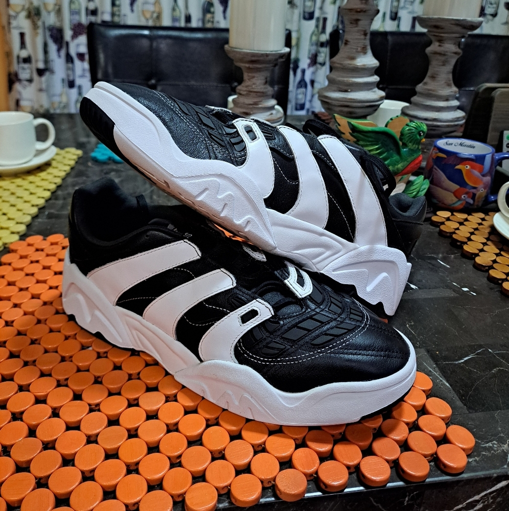Adidas Predator XLG Mens Size 10.5 Brand New No Box